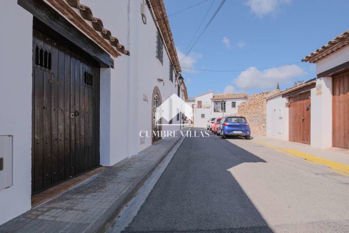 Image No.134-5 Bed Villa for sale