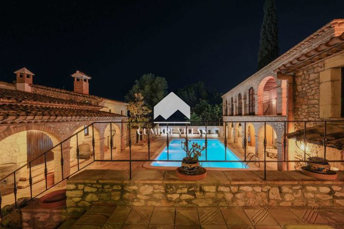 Image No.140-5 Bed Villa for sale