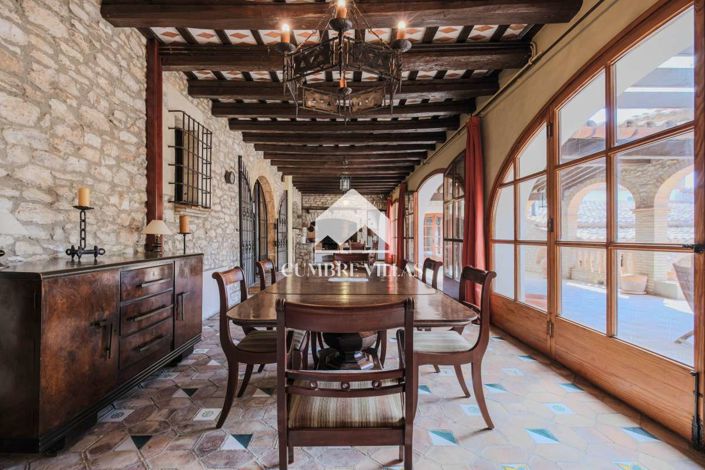 Image No.28-5 Bed Villa for sale