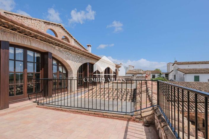 Image No.63-5 Bed Villa for sale