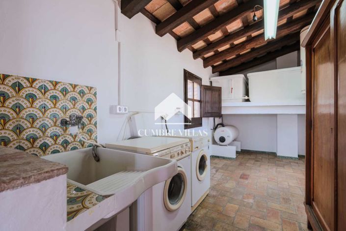 Image No.71-5 Bed Villa for sale