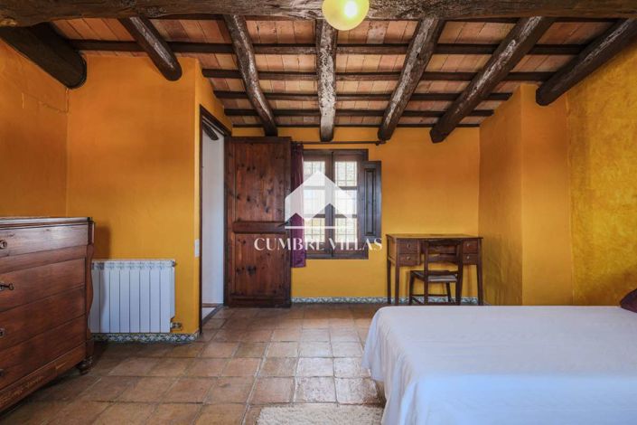 Image No.81-5 Bed Villa for sale