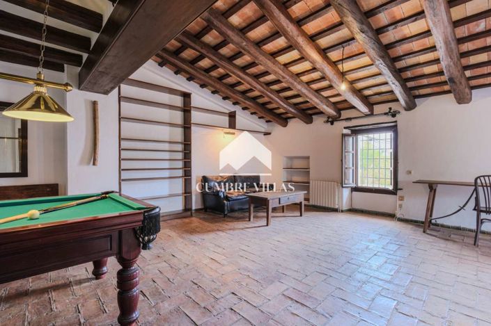 Image No.86-5 Bed Villa for sale