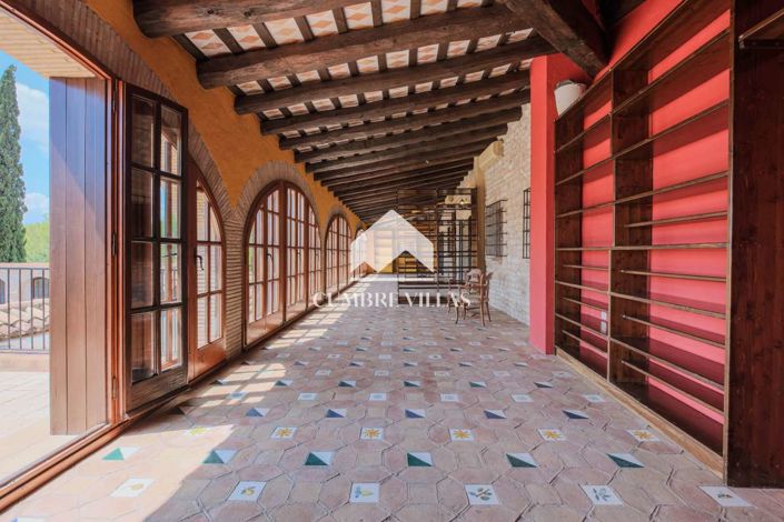 Image No.89-5 Bed Villa for sale