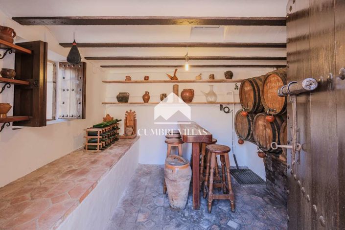 Image No.96-5 Bed Villa for sale