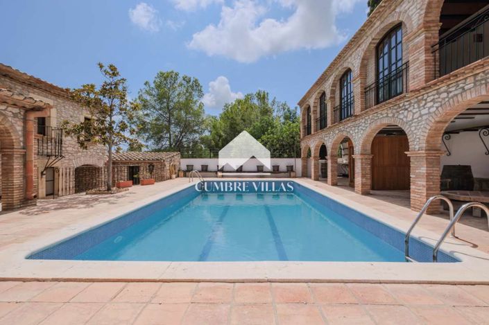 Image No.99-5 Bed Villa for sale