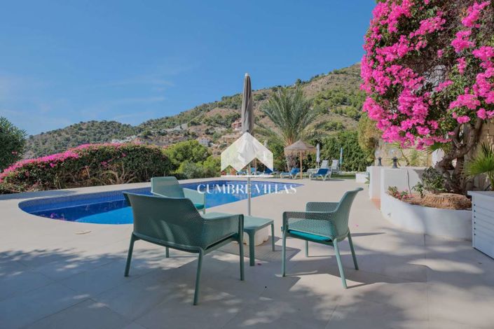 Image No.3-4 Bed Villa for sale