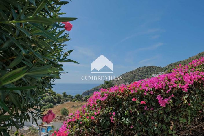 Image No.65-4 Bed Villa for sale