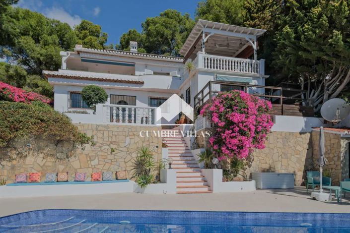 Image No.67-4 Bed Villa for sale