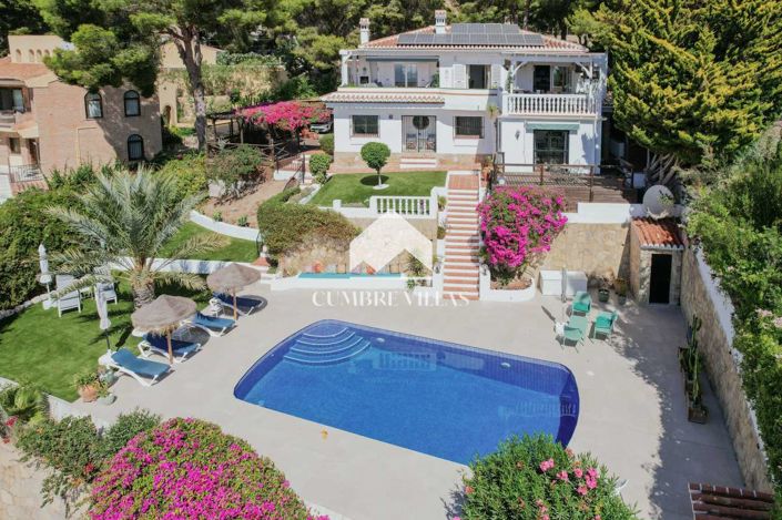 Image No.76-4 Bed Villa for sale