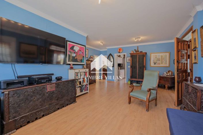 Image No.21-2 Bed Country House for sale