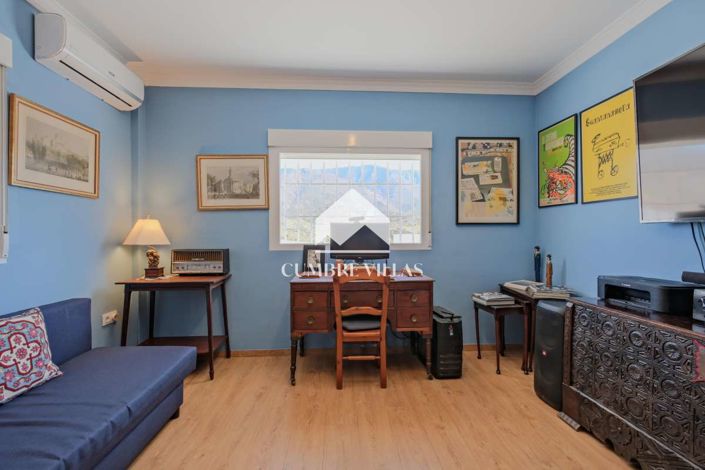 Image No.22-2 Bed Country House for sale