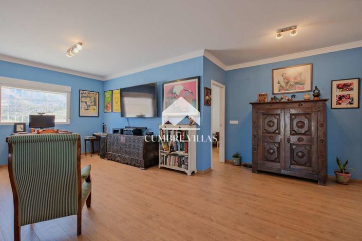 Image No.23-2 Bed Country House for sale