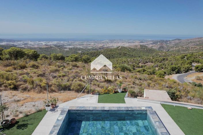 Image No.48-2 Bed Country House for sale