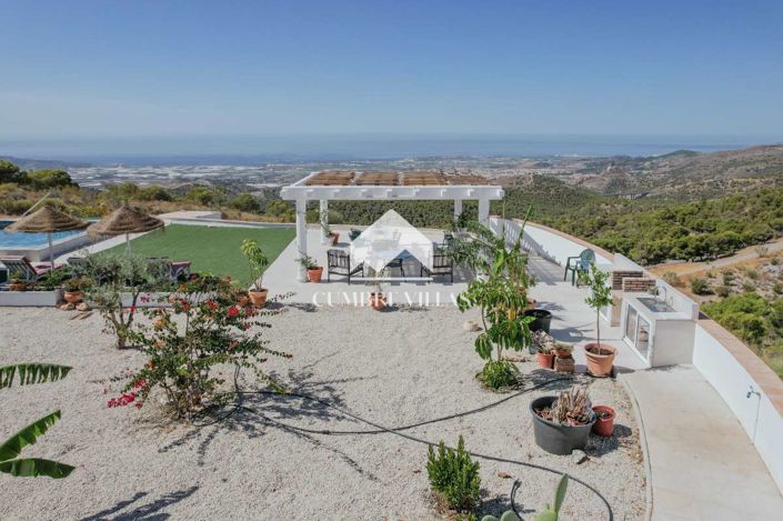 Image No.49-2 Bed Country House for sale