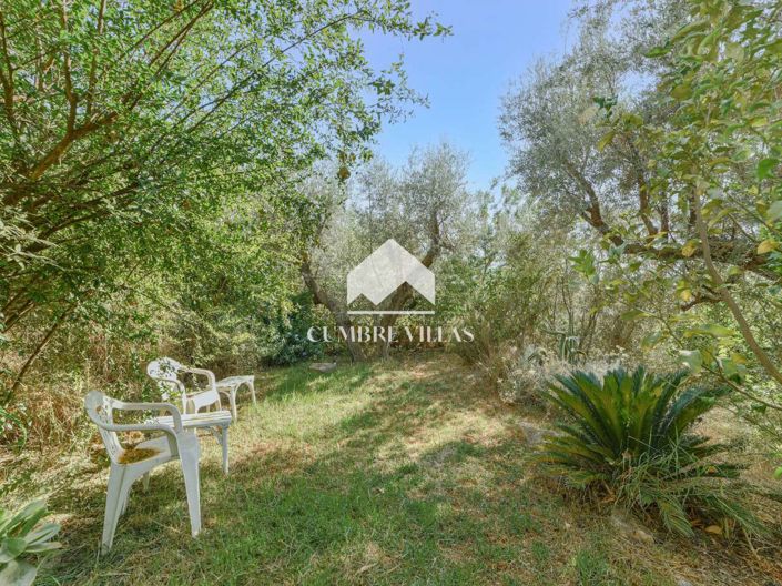 Image No.125-8 Bed Villa for sale