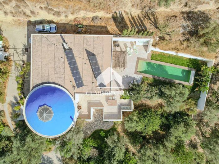 Image No.128-8 Bed Villa for sale