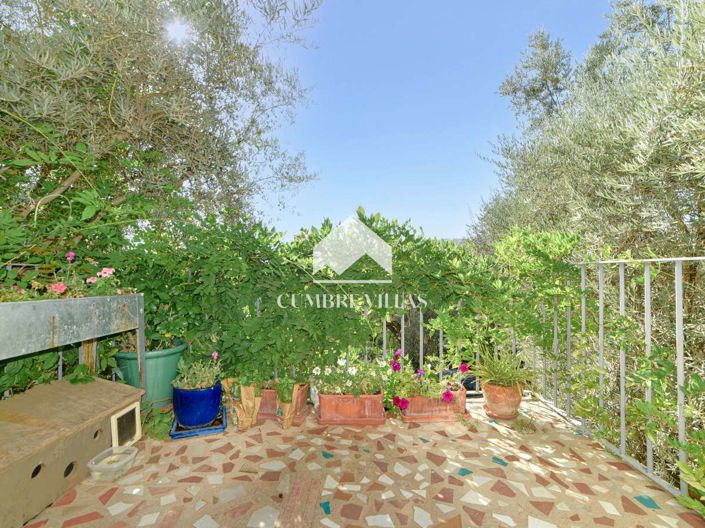 Image No.13-8 Bed Villa for sale