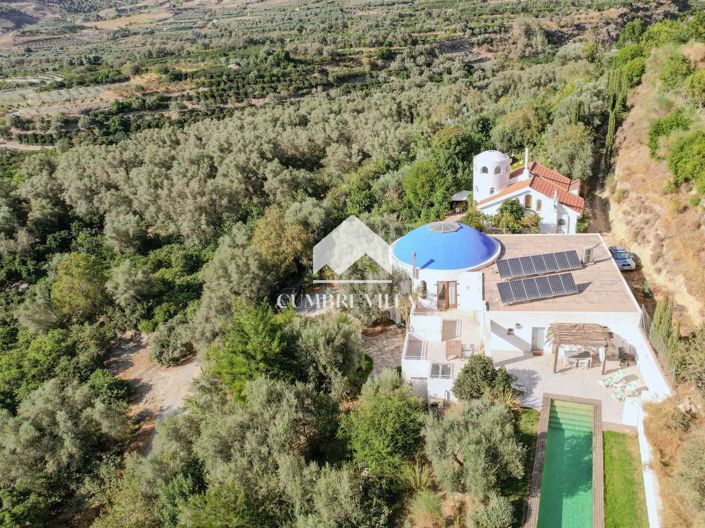 Image No.131-8 Bed Villa for sale