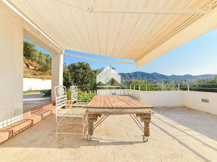 Image No.18-8 Bed Villa for sale