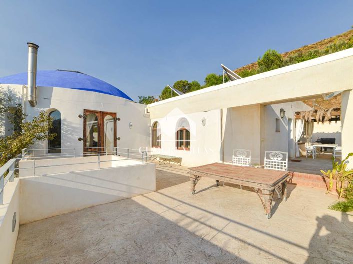 Image No.22-8 Bed Villa for sale