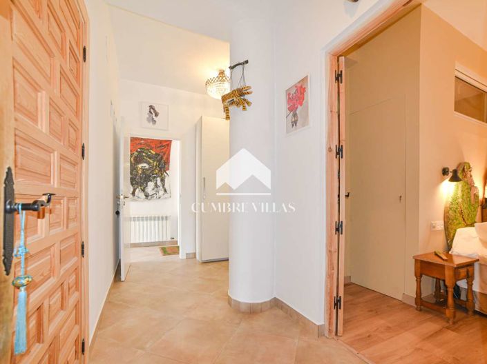 Image No.31-8 Bed Villa for sale