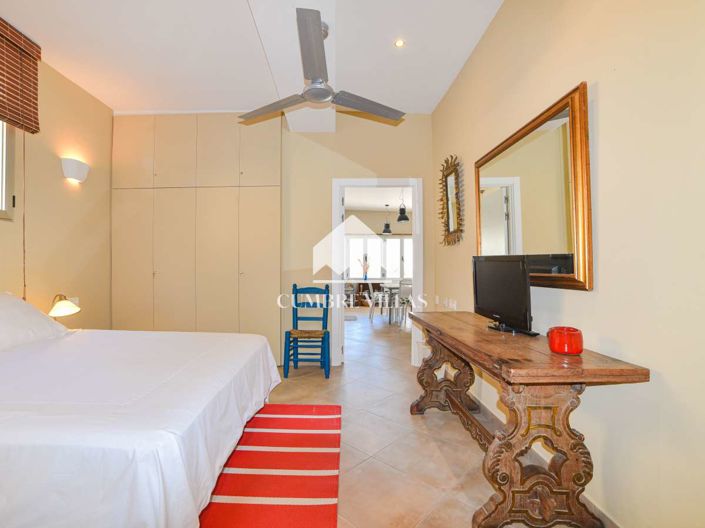 Image No.36-8 Bed Villa for sale