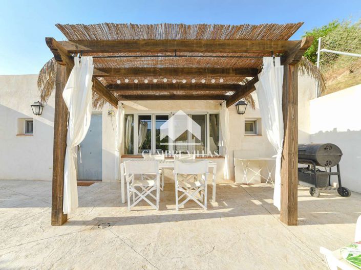 Image No.45-8 Bed Villa for sale