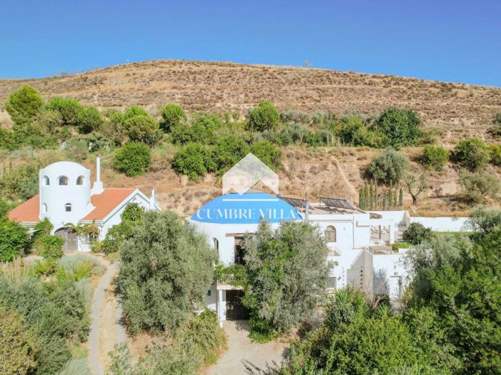 Image No.6-8 Bed Villa for sale