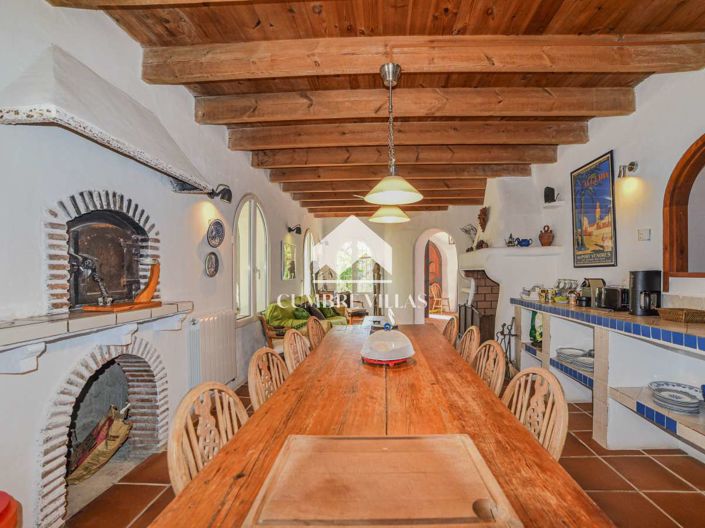 Image No.61-8 Bed Villa for sale