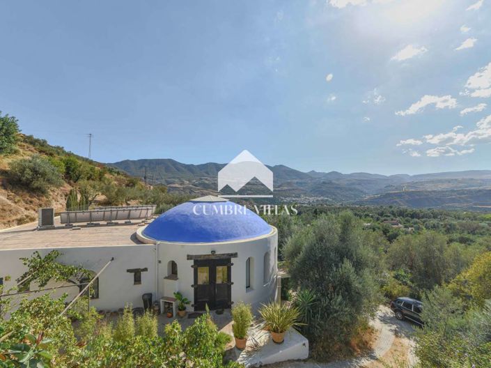 Image No.89-8 Bed Villa for sale