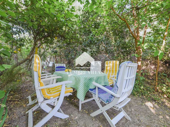 Image No.99-8 Bed Villa for sale