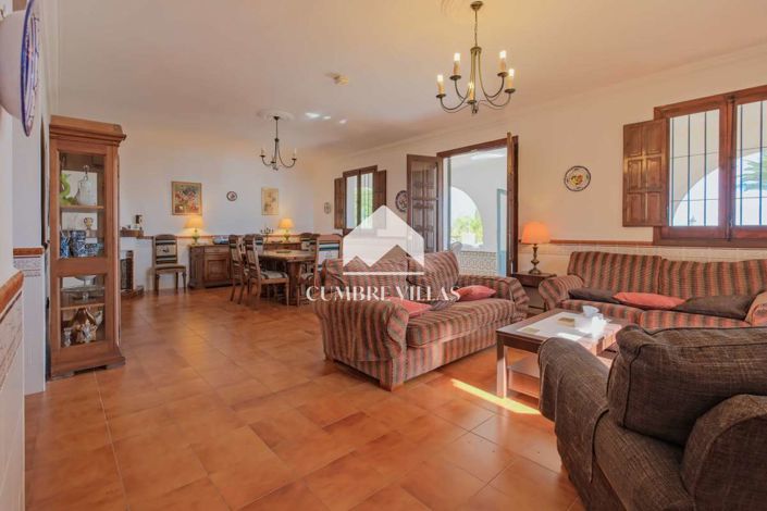 Image No.21-5 Bed Villa for sale