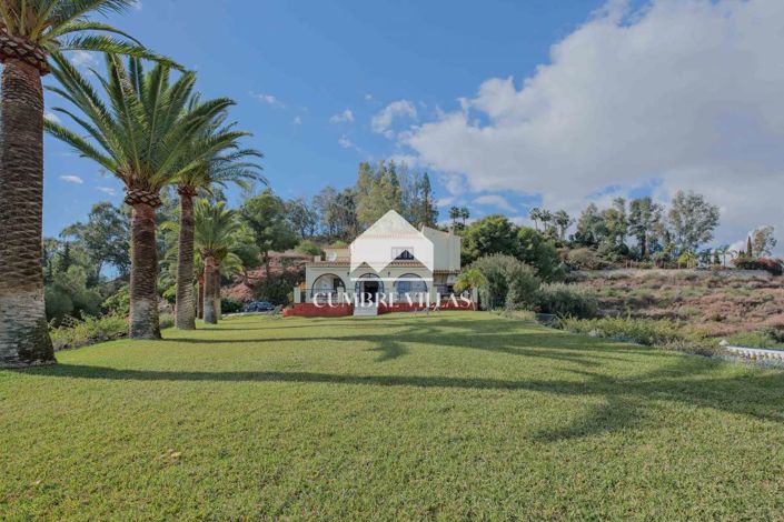 Image No.30-5 Bed Villa for sale