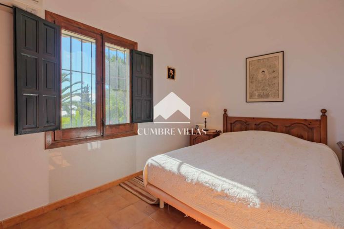 Image No.40-5 Bed Villa for sale