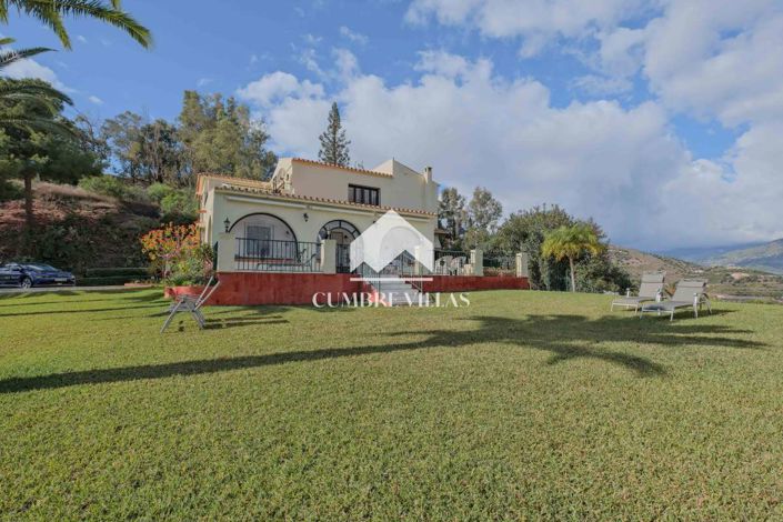 Image No.55-5 Bed Villa for sale