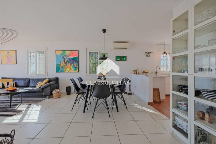 Image No.10-4 Bed Villa for sale