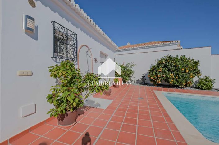 Image No.19-4 Bed Villa for sale