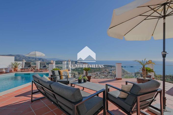 Image No.3-4 Bed Villa for sale