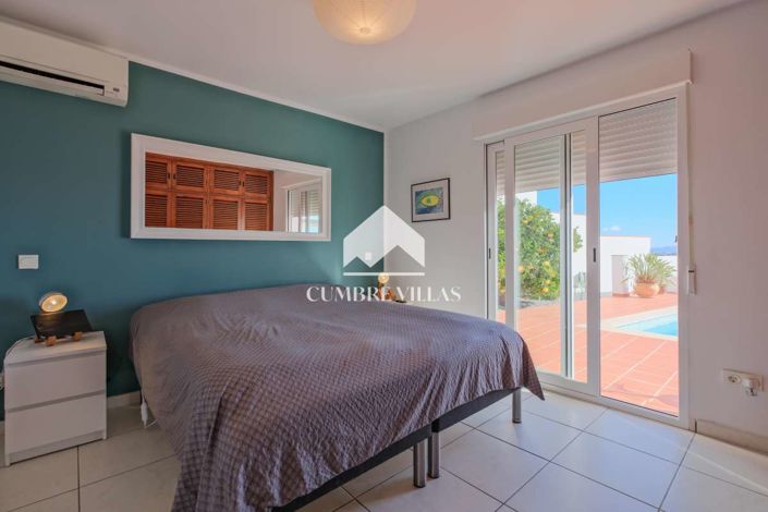 Image No.32-4 Bed Villa for sale