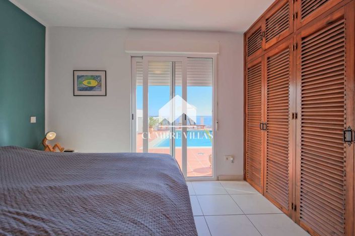 Image No.33-4 Bed Villa for sale