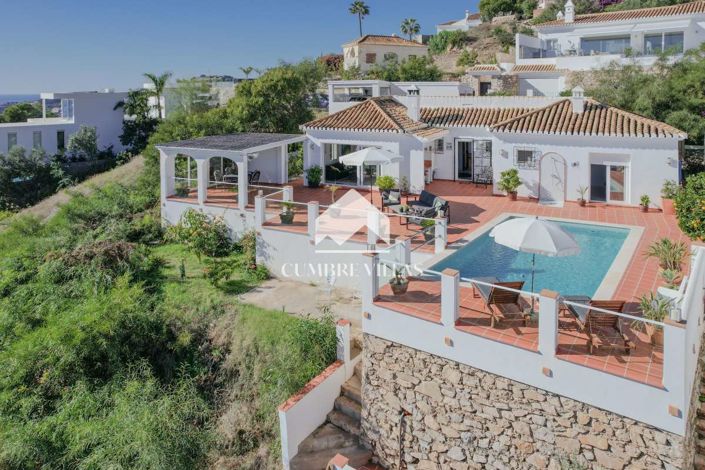 Image No.56-4 Bed Villa for sale