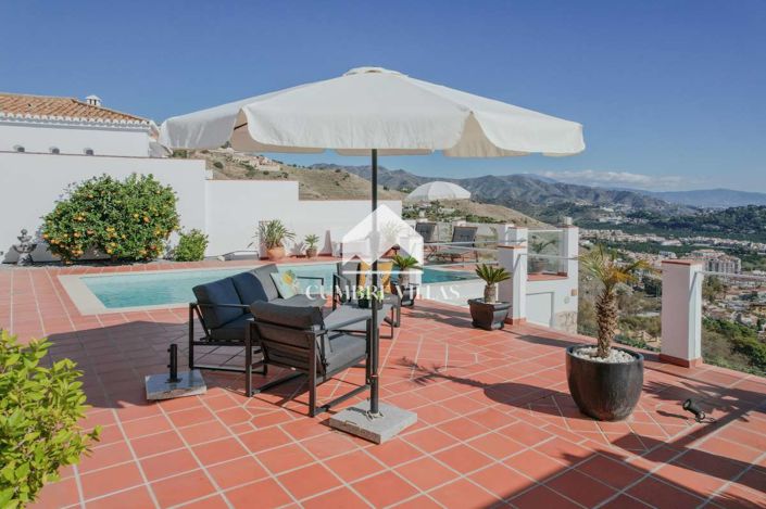 Image No.57-4 Bed Villa for sale