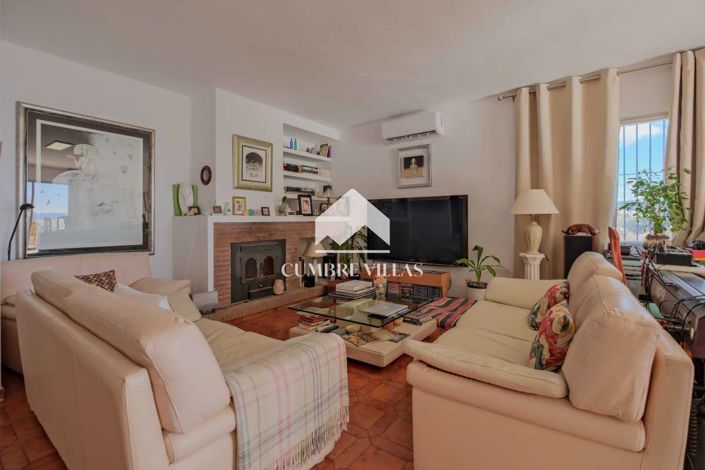 Image No.10-2 Bed Villa for sale