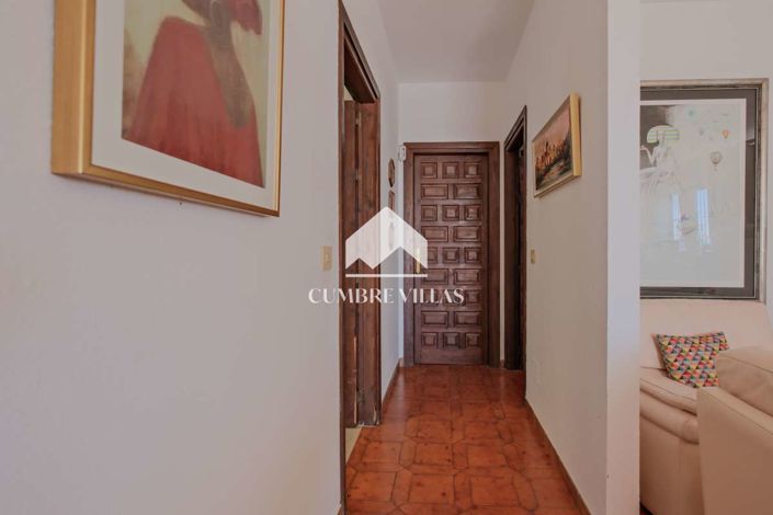 Image No.25-2 Bed Villa for sale