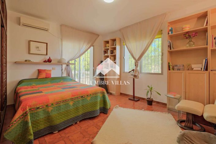 Image No.27-2 Bed Villa for sale