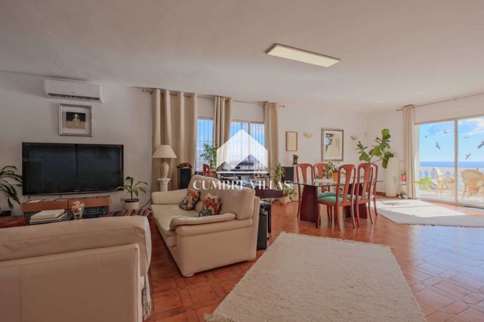 Image No.9-2 Bed Villa for sale