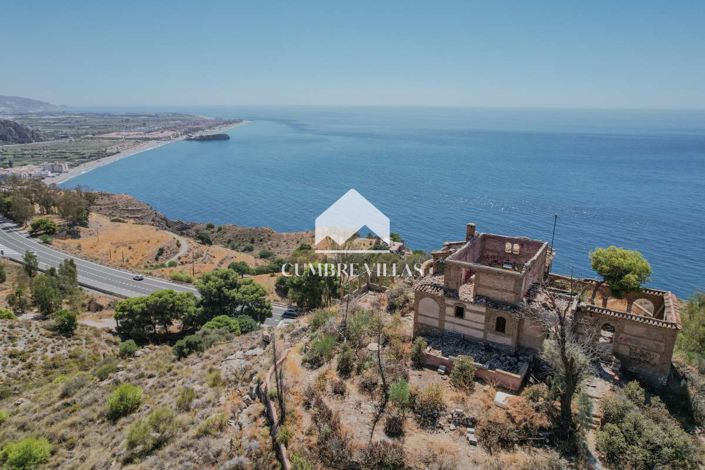 Image No.14-Villa for sale