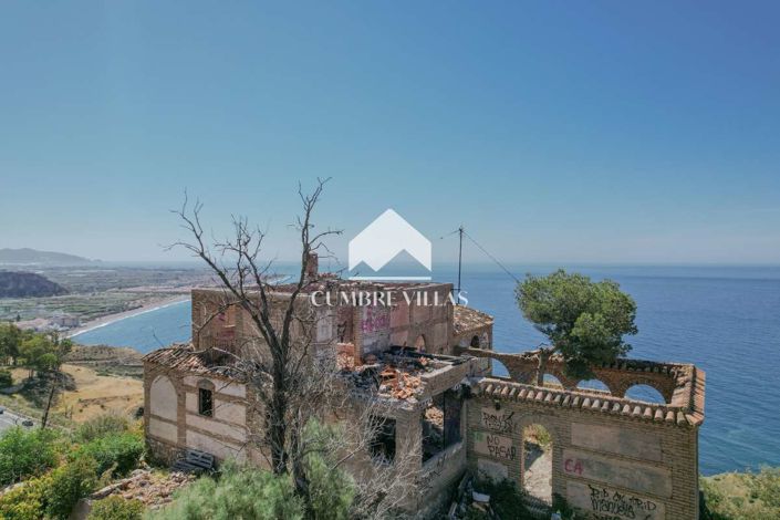 Image No.15-Villa for sale