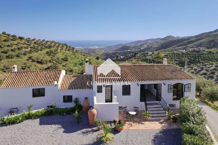 Image No.7-5 Bed Country House for sale